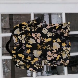 Loft‎ floral blouse Size S